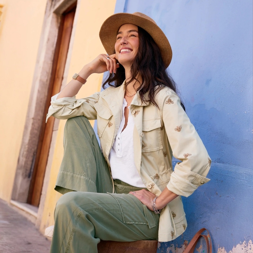 DRIFTWOOD Women's Cream Floral Jacket